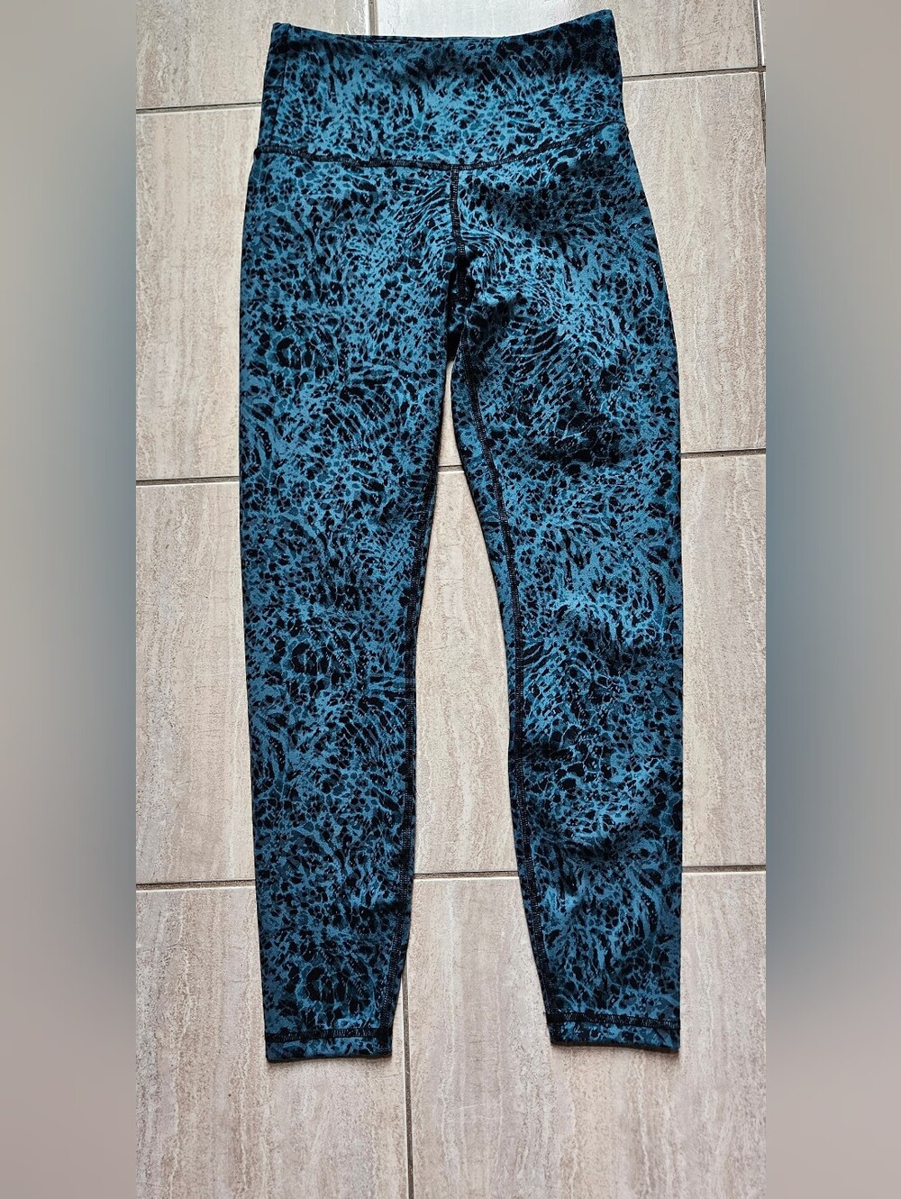 Balance Collection Contender Luxe High-Rise Printed Leggings EUC